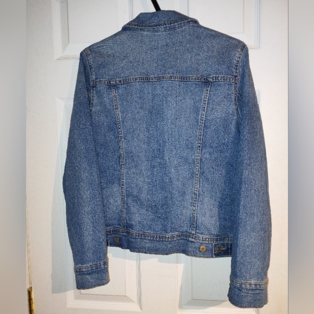 Old Navy Medium Blue Denim Jacket with Button Front - Picture 2 of 3